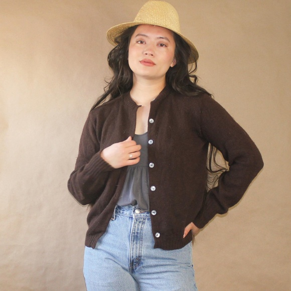 Vintage Sweaters - (86) vtg 1960s wool sweet autumn english cardigan
